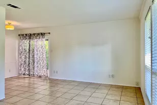 2528 Berkett Dr, Austin, TX 78745 - Photo 9