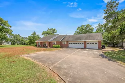 1110 County Road 439, Dime Box, TX 77853 - Photo 5