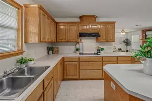 1110 Co Rd 439, Dime Box, TX 77853 - Photo 19