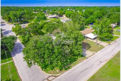 1806 Murray Avenue, Rockdale, TX 76567 - Photo 37