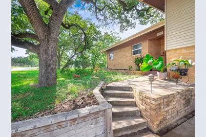 1806 Murray Avenue, Rockdale, TX 76567 - Photo 3