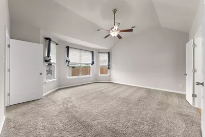 1000 Farm Creek Cove, Hutto, TX 78634 - Photo 15
