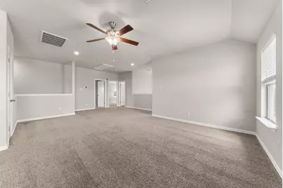 1000 Farm Creek Cove, Hutto, TX 78634 - Photo 27