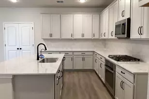 129 Clover Bnd, Liberty Hill, TX 78642 - Photo 9