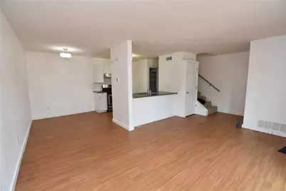 300 E Croslin Street #114, Austin, TX 78752 - Photo 3
