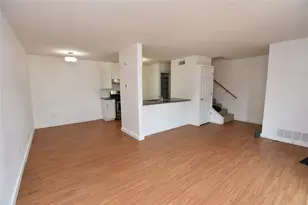 300 E Croslin St, Austin, TX 78752 - Photo 3