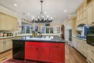 3004 Travis Lakeside Dr, Spicewood, TX 78669 - Photo 19