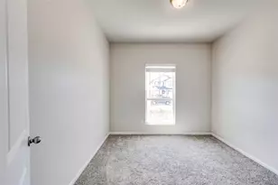 141 Yellowstone Dr, Kyle, TX 78640 - Photo 25