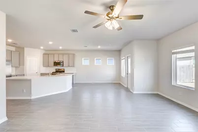 141 Yellowstone Drive, Kyle, TX 78640 - Photo 11