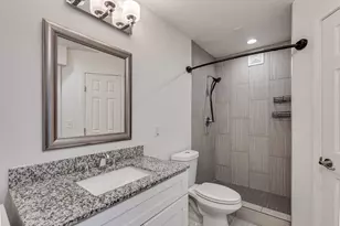 935 La Posada Dr, Austin, TX 78752 - Photo 15