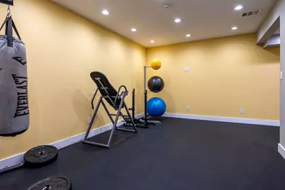 935 La Posada Drive #156, Austin, TX 78752 - Photo 31