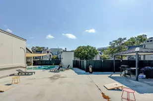 935 La Posada Dr, Austin, TX 78752 - Photo 25