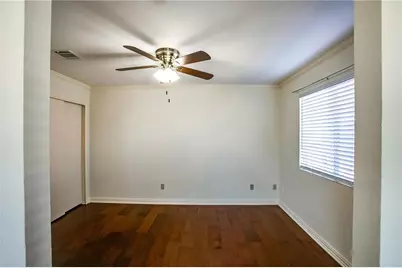 122 Quail Hollow Drive, Hutto, TX 78634 - Photo 17