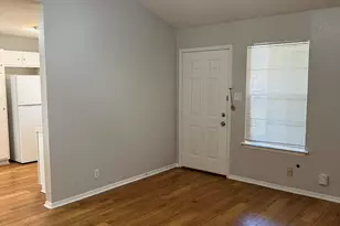 8705 Piney Point Dr, Austin, TX 78729 - Photo 3
