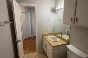 8705 Piney Point Dr, Austin, TX 78729 - Photo 9
