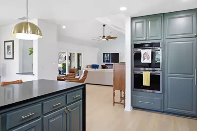 417 Olympia Fields, Meadowlakes, TX 78654 - Photo 9