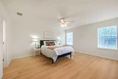 208 Buttercup Way, Kyle, TX 78640 - Photo 5