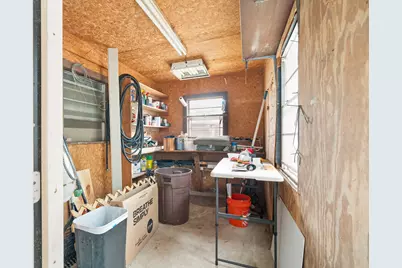 1700 W 7th Street, Taylor, TX 76574 - Photo 21
