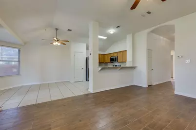 6007 Lone Star Court, Hutto, TX 78634 - Photo 11