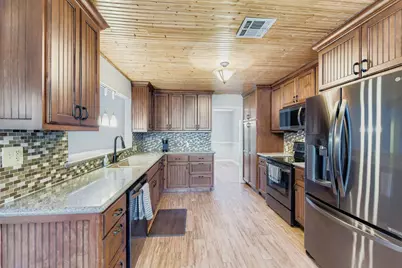 9201 Heatherwood Drive, Austin, TX 78748 - Photo 13