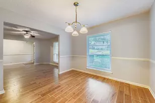 9201 Heatherwood Dr, Austin, TX 78748 - Photo 11