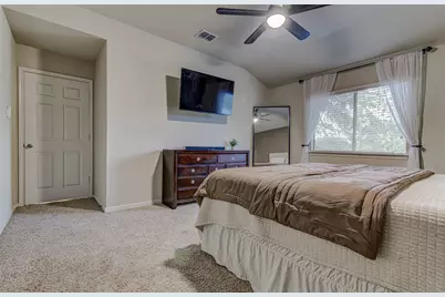 10614 Black Wolf Bay, San Antonio, TX 78245 - Photo 23