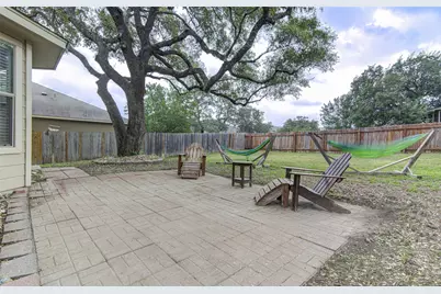 10614 Black Wolf Bay, San Antonio, TX 78245 - Photo 27