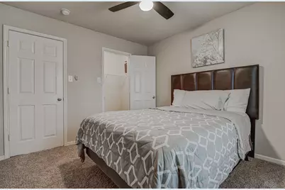 10614 Black Wolf Bay, San Antonio, TX 78245 - Photo 17