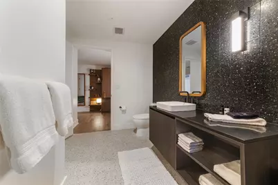48 East Avenue #2211, Austin, TX 78701 - Photo 21