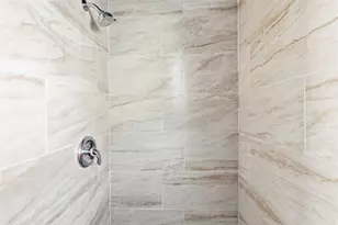 204 E 30th St, Austin, TX 78705 - Photo 13