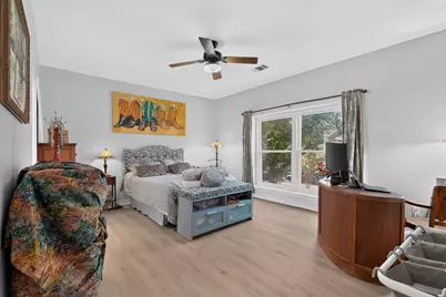 609 S Lake Creek Drive, Round Rock, TX 78681 - Photo 15