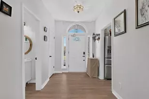 609 S Lake Creek Dr, Round Rock, TX 78681 - Photo 5