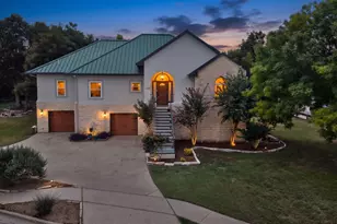 609 S Lake Creek Dr, Round Rock, TX 78681 - Photo 1
