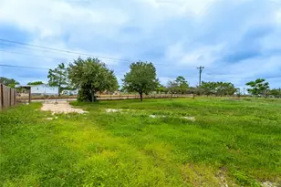 100 Cattle Bend, Kyle, TX 78640 - Photo 25