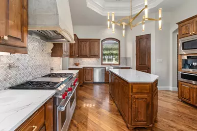 16005 Chateau Avenue, Austin, TX 78734 - Photo 11