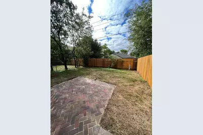 10604 Lanshire Drive #B, Austin, TX 78758 - Photo 15