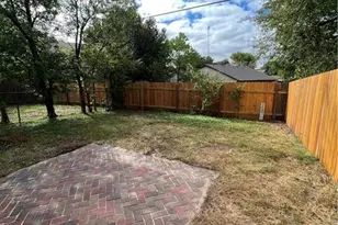 10604 Lanshire Dr, Austin, TX 78758 - Photo 15