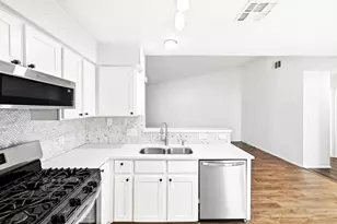 10604 Lanshire Dr, Austin, TX 78758 - Photo 9