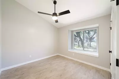 12807 Magnolia Mound Trail, Austin, TX 78727 - Photo 3