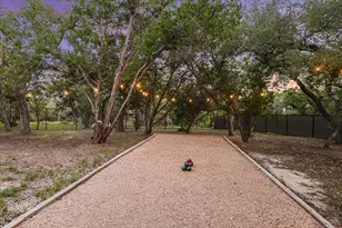 465 Lloyd Ln, Dripping Springs, TX 78620 - Photo 11