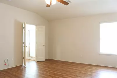 1811 W Pflugerville Parkway, Round Rock, TX 78664 - Photo 15