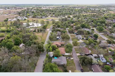 812 George Street, Taylor, TX 76574 - Photo 35
