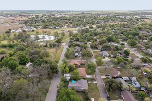 812 George St, Taylor, TX 76574 - Photo 35