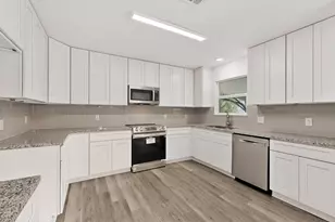 812 George St, Taylor, TX 76574 - Photo 13