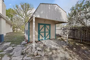 812 George St, Taylor, TX 76574 - Photo 27