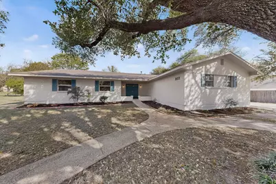 812 George Street, Taylor, TX 76574 - Photo 1