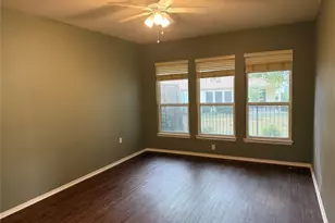 330 Portsmouth Dr, Georgetown, TX 78633 - Photo 11