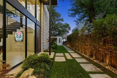 2108 Matthews Drive, Austin, TX 78703 - Photo 37