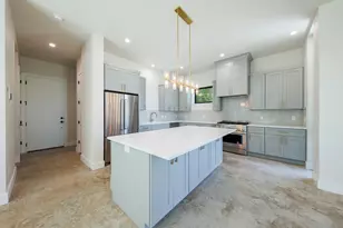 6315 Del Monte Rd, Austin, TX 78741 - Photo 11