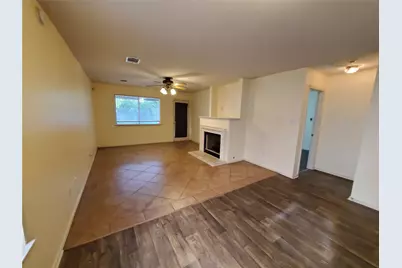 15308 Sarahs Creek Drive, Pflugerville, TX 78660 - Photo 7